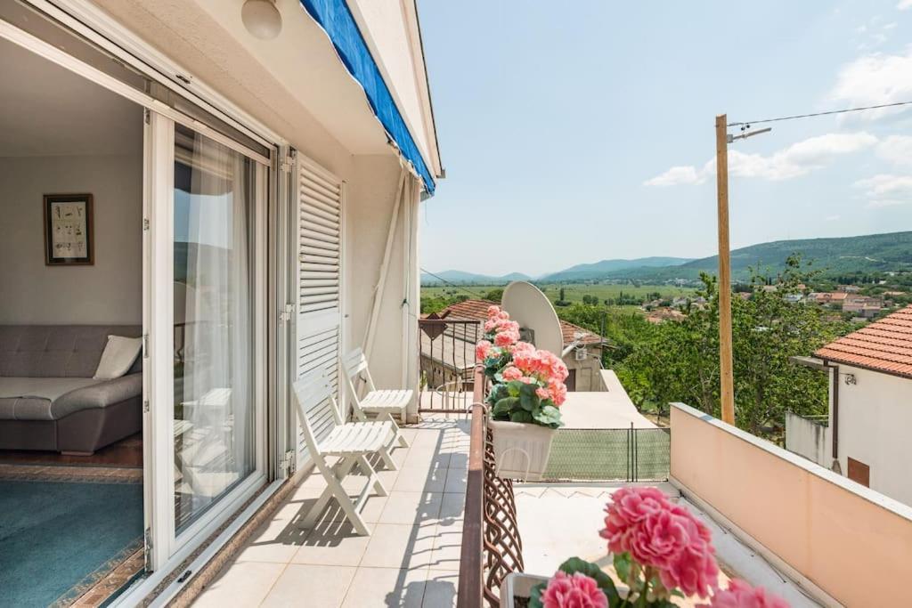 Holiday Home Goranka Zmijavci Exterior photo